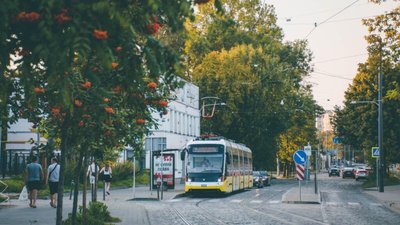 У Львові чотири місяці ремонтували Електрон після ДТП