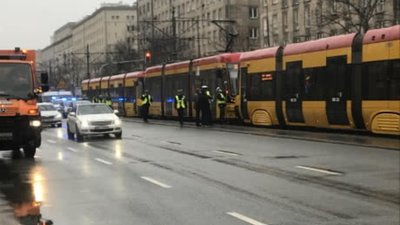 У Варшаві зіткнулися три трамваї, є постраждалі