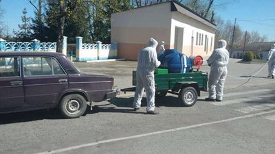 Як на Яворівщині продезінфікували митний пост та села (ФОТО)
