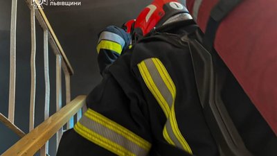 У Львові діти підпалили шини