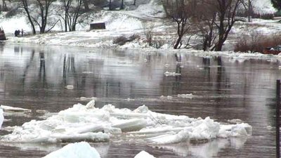 Мешканців Червонограда попереджають про велику воду у річці Західний Буг