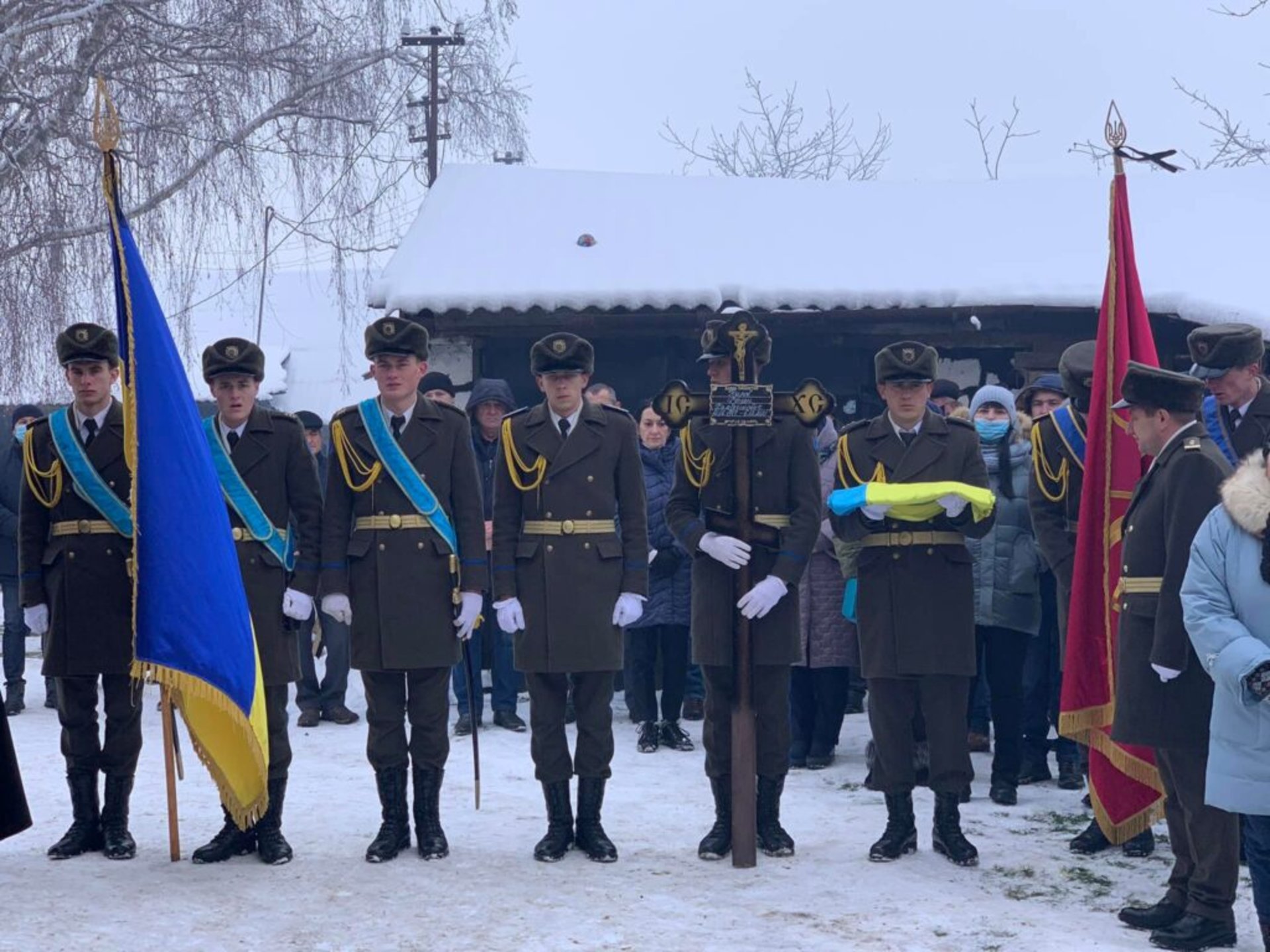Львівщина провела в останню путь Героя України Руслана Нирова, фото Пустомитівська міська рада