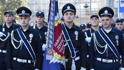 Вулицями Львова пройшов масштабний Марш захисників України