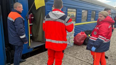 На Львівщині на лікування прибули пацієнти (ФОТО)