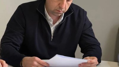 Бербека непристойно вилизав Садовому
