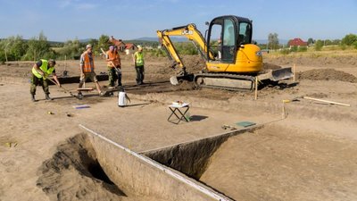 На місці будівництва дороги біля Трускавця виявили унікальні артефакти (ФОТО)