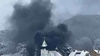 У Брюховичах горить церква (ВІДЕО)