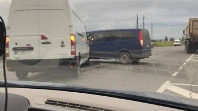 У Сокільниках не розминулись автомобілі (ФОТО)
