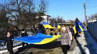 Зимноводівська громада попрощалася із захисником