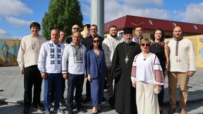 Львівщина відзначила День державного прапора