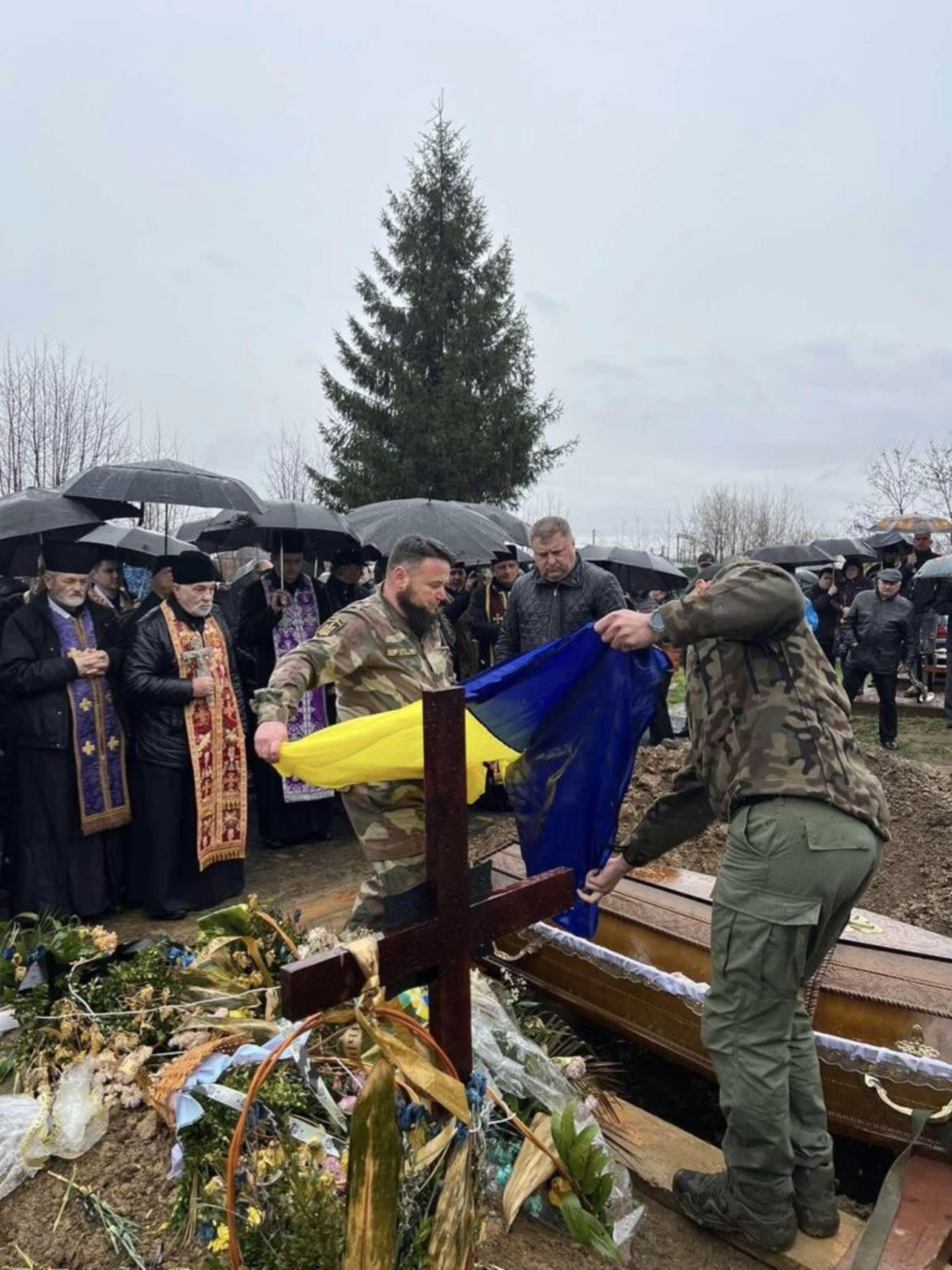 Львівщина провела в останню путь захисника України