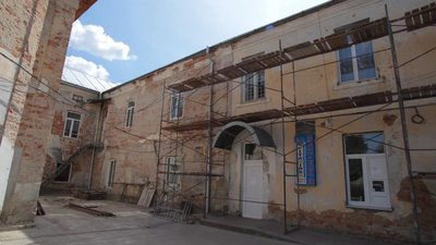 У Яворові працюватиме лише два апарати ШВЛ