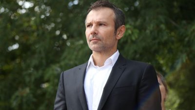 Вам не здається: Вакарчук знову пішов з Ради
