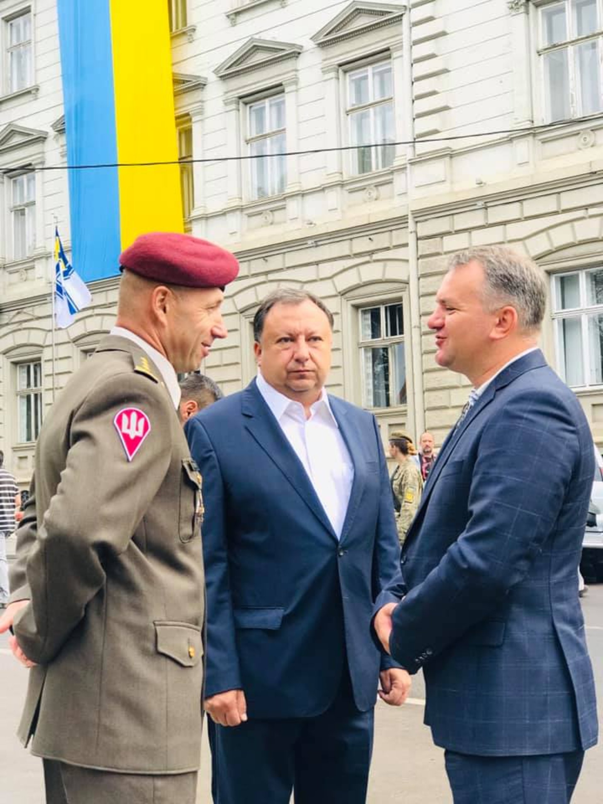 День Державного Прапора України у Львові, фото: Facebook Олега Синютки