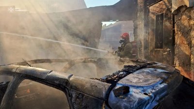 Біля Львова гасять масштабну пожежу (ФОТО)