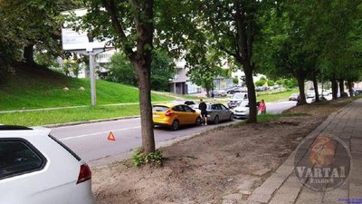 У Львові на Сахарова не розминулись автомобілі (ФОТО)