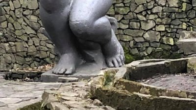 У Львові у Стрийському парку просять змінити пам’ятник (ФОТО)