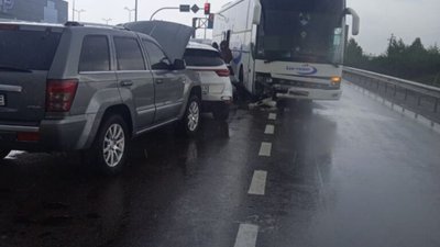 У Львові на об’їзній не розминулись п’ять автомобілів (ФОТО)