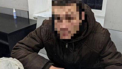 У Львові впіймали чоловіка, який перебував у розшуку