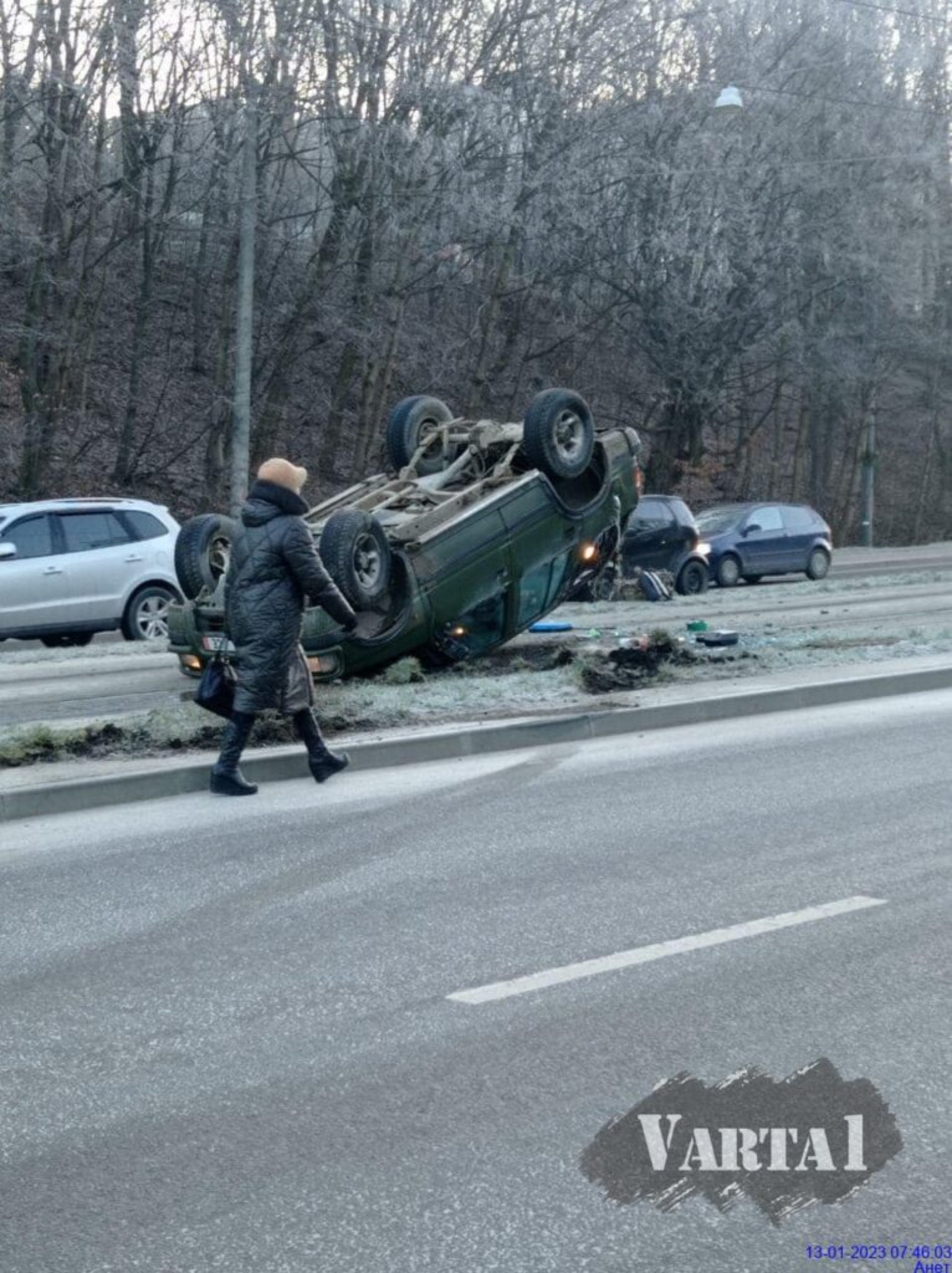 У Львові перекинувся автомобіль