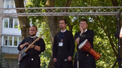 Редемптористи зі Львова випустили дебютний рок-альбом