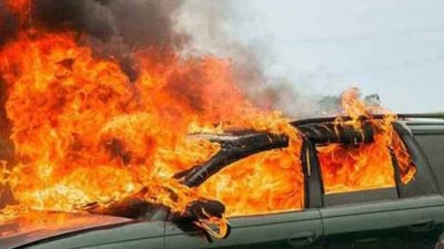 На Львівщині згорів «Mercedes»