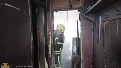 У Пологах горів житловий будинок (ФОТО)