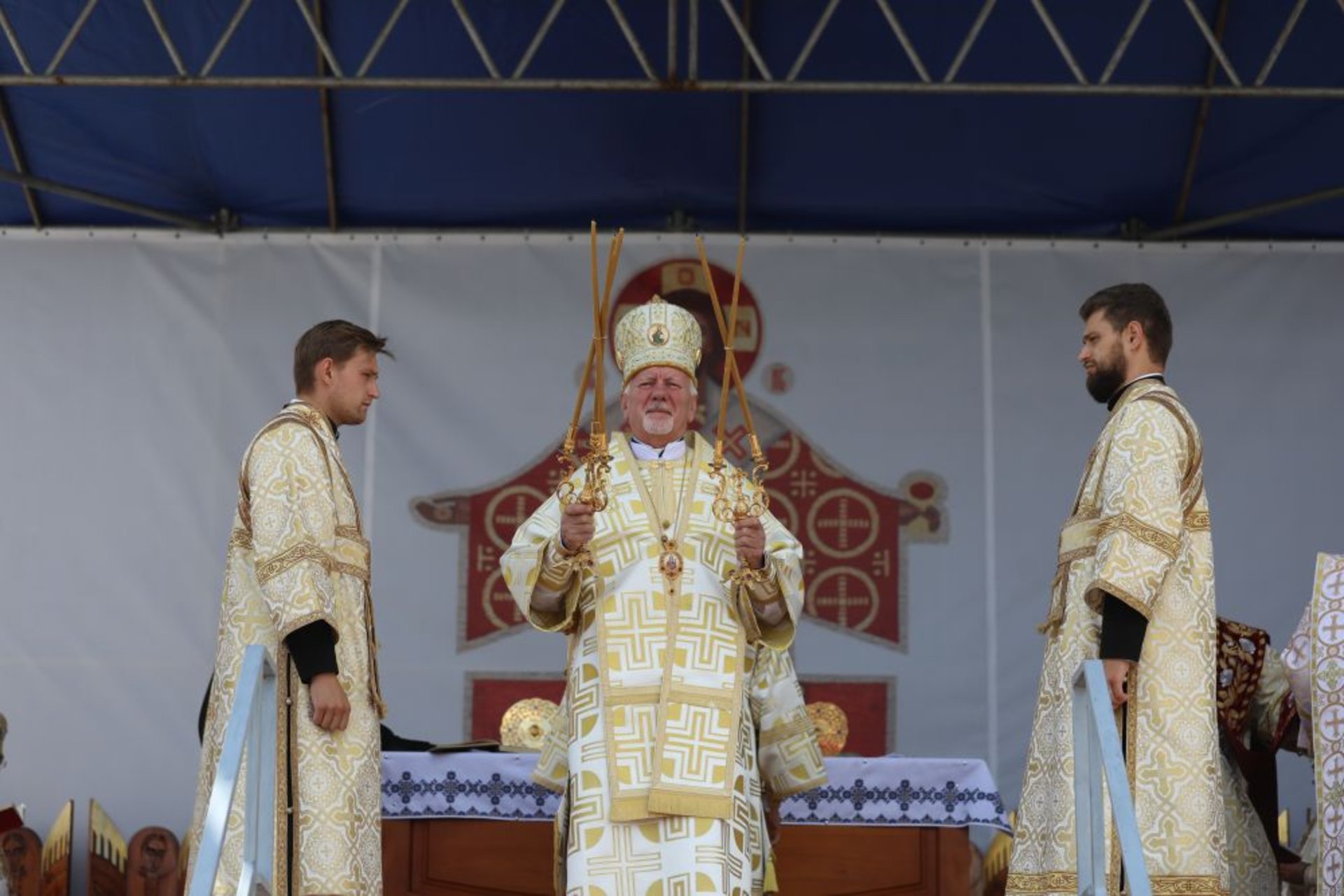 У річницю візиту Папи на Сихові тисячі львів’ян молилися з Блаженнішим Святославом, фото ЛМР