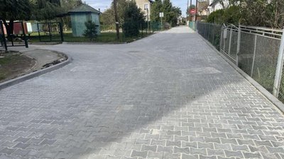 У Дрогобичі перекладають бруківку