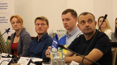 Заступник Козицького зустрівся із Садовим