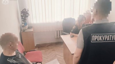 На Львівщині двом мешканцям повідомили про підозри