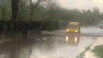 На Львівщині місто затопило після грози