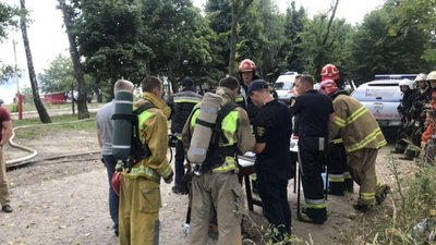 Внаслідок пожежі на Пустомитівщині постраждав 39-річний працівник