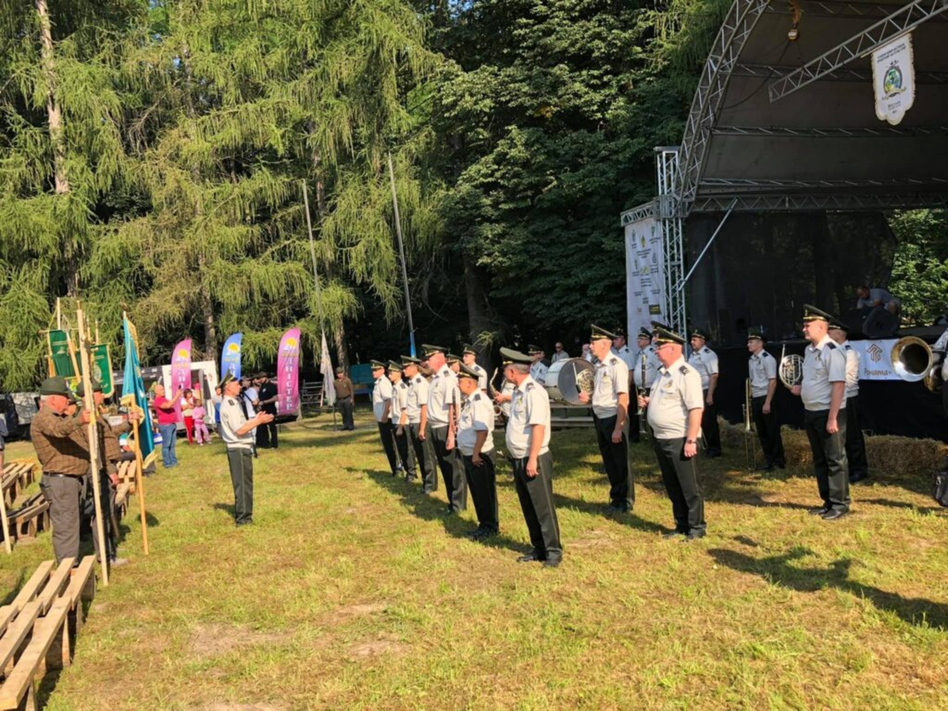 На Львівщині запалала мисливська ватра, фото ЛОДА