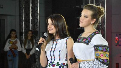 У Львові відбувся унікальний етнопоказ за участі жінок-учасниць бойових дій