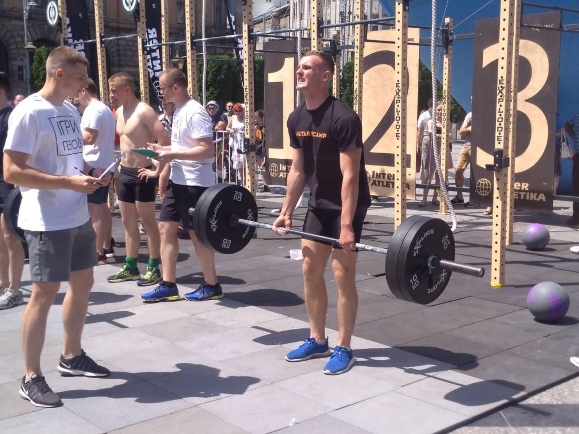 У центрі Львова стартували Ігри Героїв. Фото Четверта студія