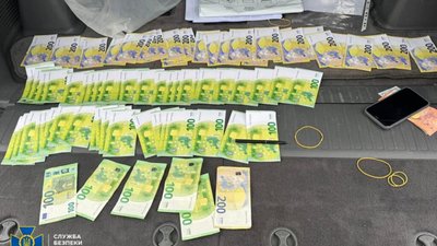На Львівщині голова ОТГ вимагав мільйон гривень