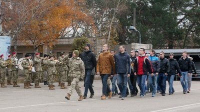 18-річних до армії примусово не забиратимуть, - міністр (ВІДЕО)
