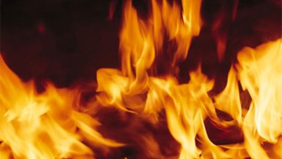 На Львівщині чоловік-інвалід не зміг врятуватися з палаючого будинку