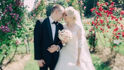 На Львівщині чоловіки воліють одружуватися у 30 років