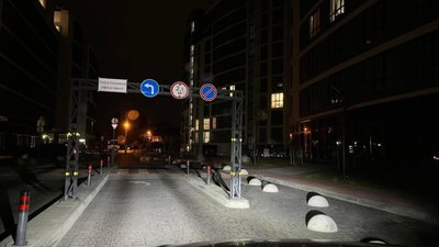 У Львові просять прибрати улюблені півкулі Садового