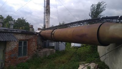 У Червонограді впав димохід міської котельні (ФОТО)