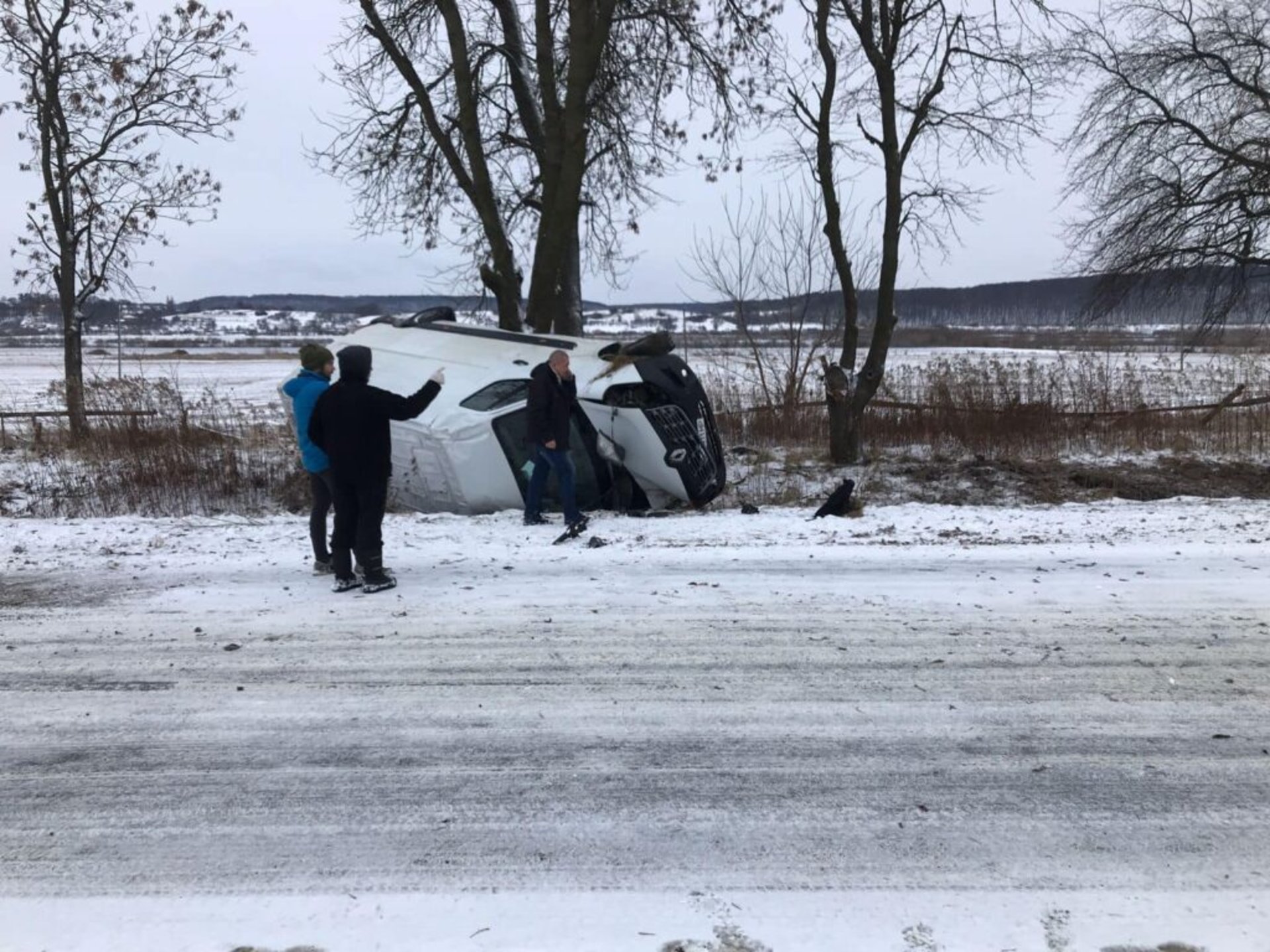 На Львівщині перекинувся мікроавтобус, фото Михайло Ребриш