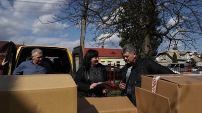 Благодійники з Німеччини передали черговий вантаж музеям України