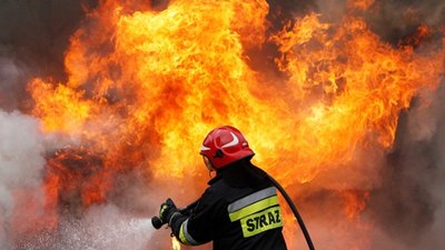 У Новояворівську рятувальники ліквідували пожежу у квартирі