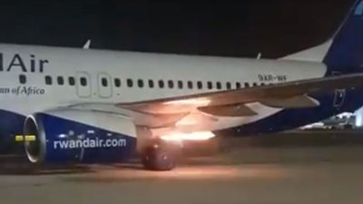 В аеропорту Тель-Авіва у літака Boeing 737 при зльоті загорівся двигун