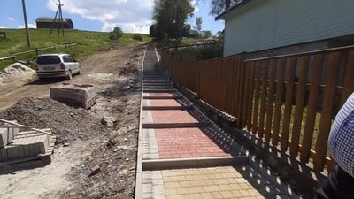 Хащованська ЗОШ має нові сходи (ФОТО)
