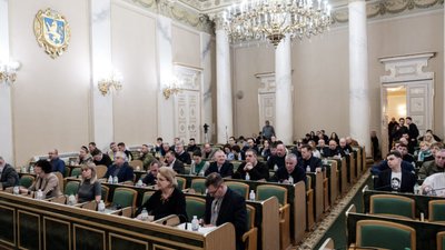 На Львівщині триває скандал через соціальні виплати