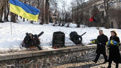 Україна є унітарною державою, жодних федерацій та спеціальних статусів не буде – Порошенко
