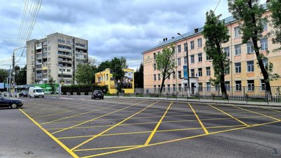 Урбаністичні фантазії: у Львові на одній із вулиць з’явилась "вафельниця" (ФОТО)
